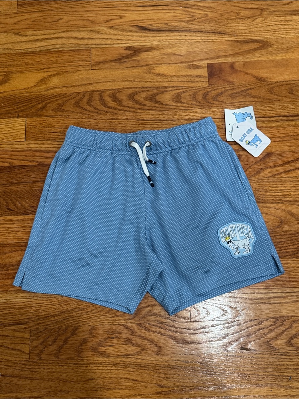 GOAT USA Boys Shorts YXL NWT